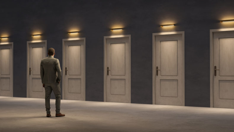 HR Headaches: Should I Choose a PEO or HRIS?